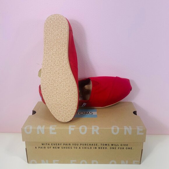 TOMS Classic Red Canvas Women Slip on size 5 - Picture 12 of 16